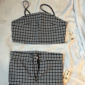 Two piece set Garage, black and white checkered, size medium NEW